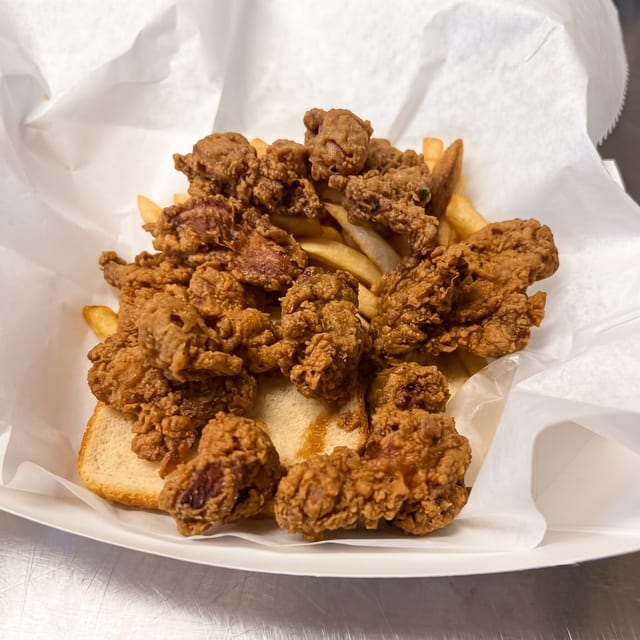 Menufy Gizzard and Fries.